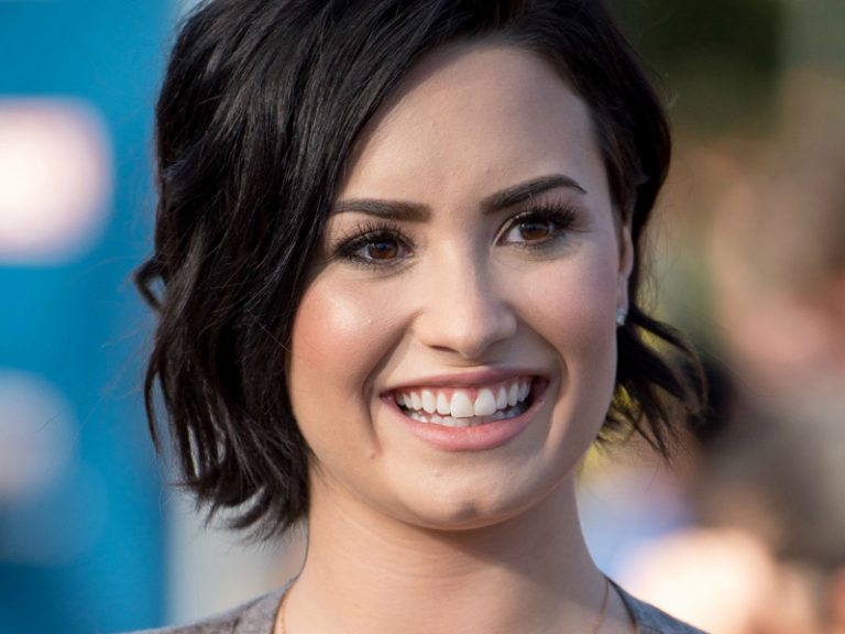 Will There Be A Duet Between Xtina & Demi Lovato? – Demi Says She Would Love To!