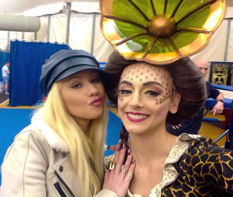 Christina Aguilera at Cirque Du Soleil show with Max and Matt on Jan 10