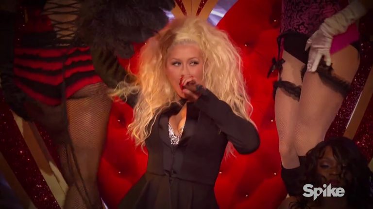 Christina Aguilera Performs “Lady Marmalade” at Lip Sync Battle Season 2